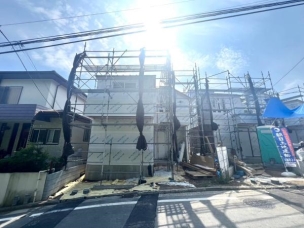 横浜市戸塚区戸塚町　新築分譲住宅全３棟　１号棟